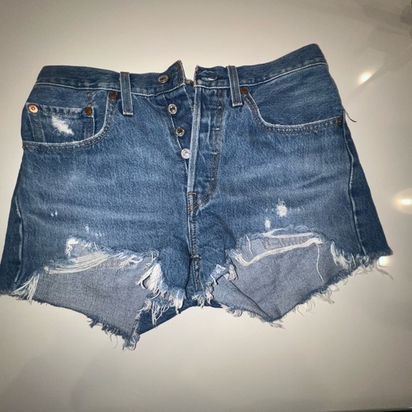 Gently Worn Levi 501 Button Fly Denim Distressed Women Shorts - Picture 1 of 15